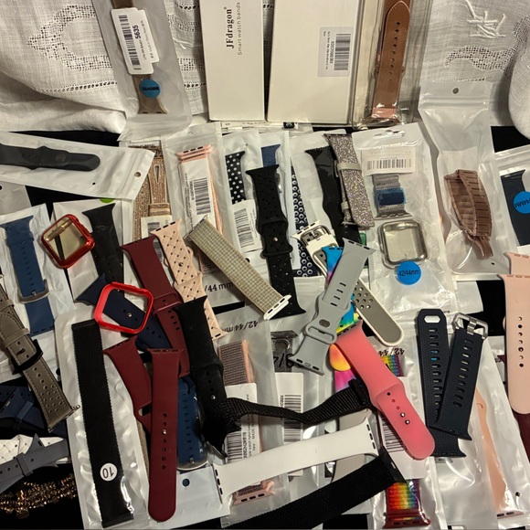 Assorted Smartwatch Bands Collection - Picture 3 of 7